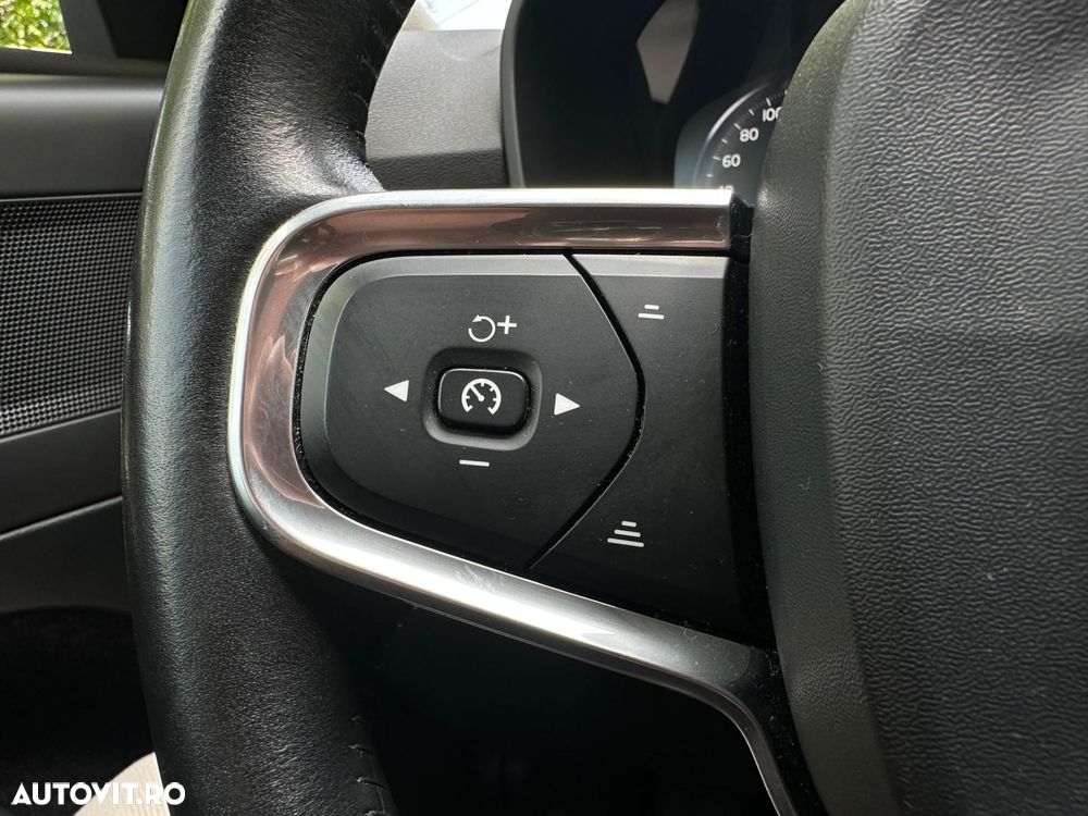 Volvo XC 40 - 12