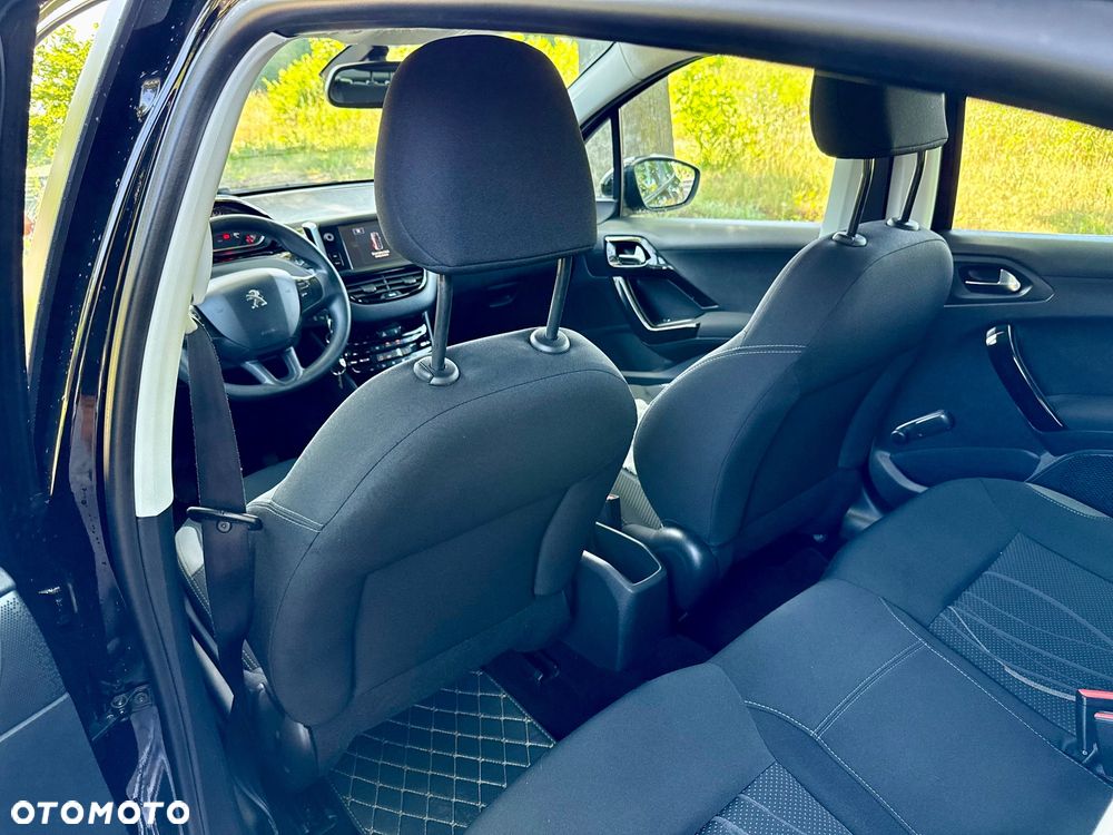 Peugeot 208 1.4 HDi Active - 9