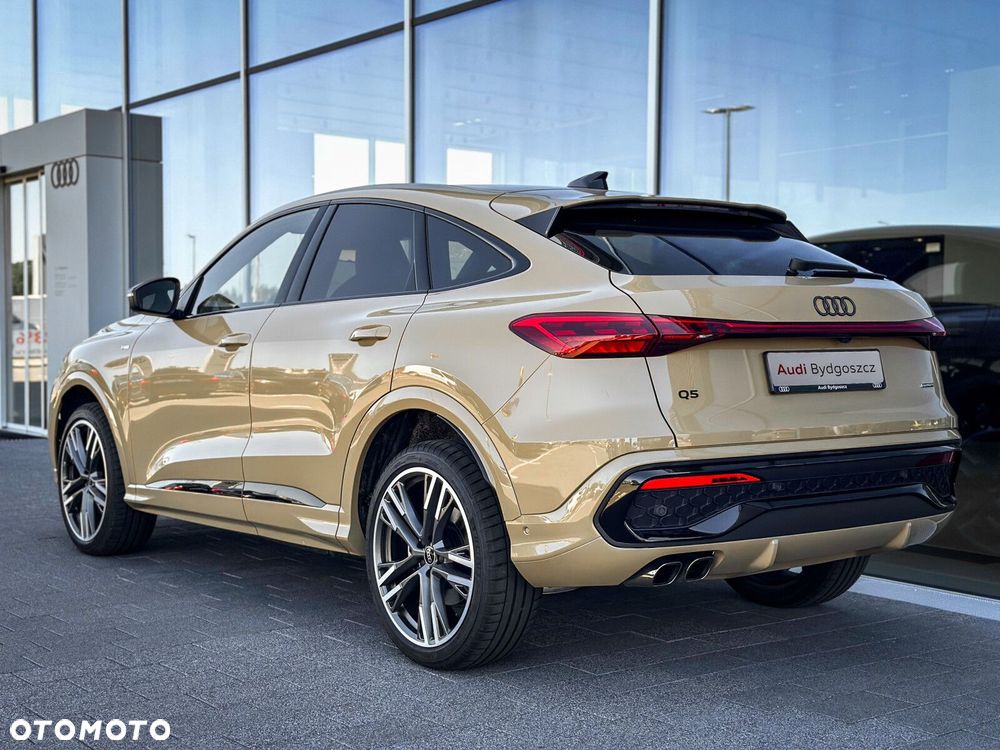 Audi Q5 Sportback - 8