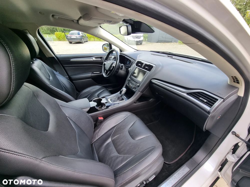 Ford Mondeo - 18