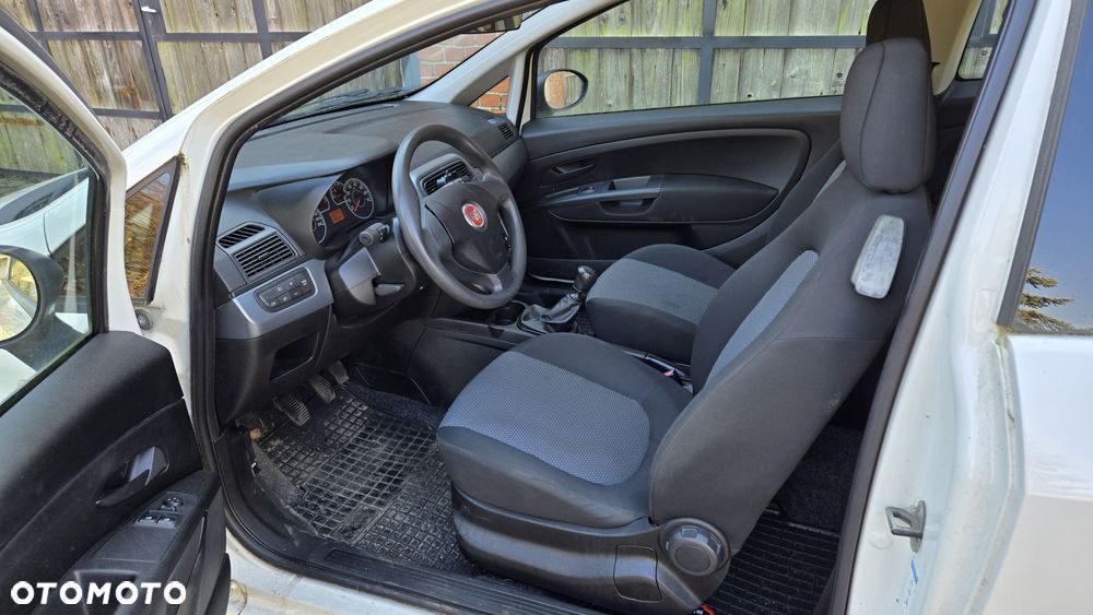 Fiat Grande Punto - 7