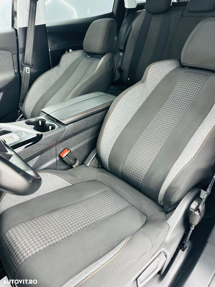 Peugeot 3008 PureTech 130 Stop & Start EAT6 Allure - 14