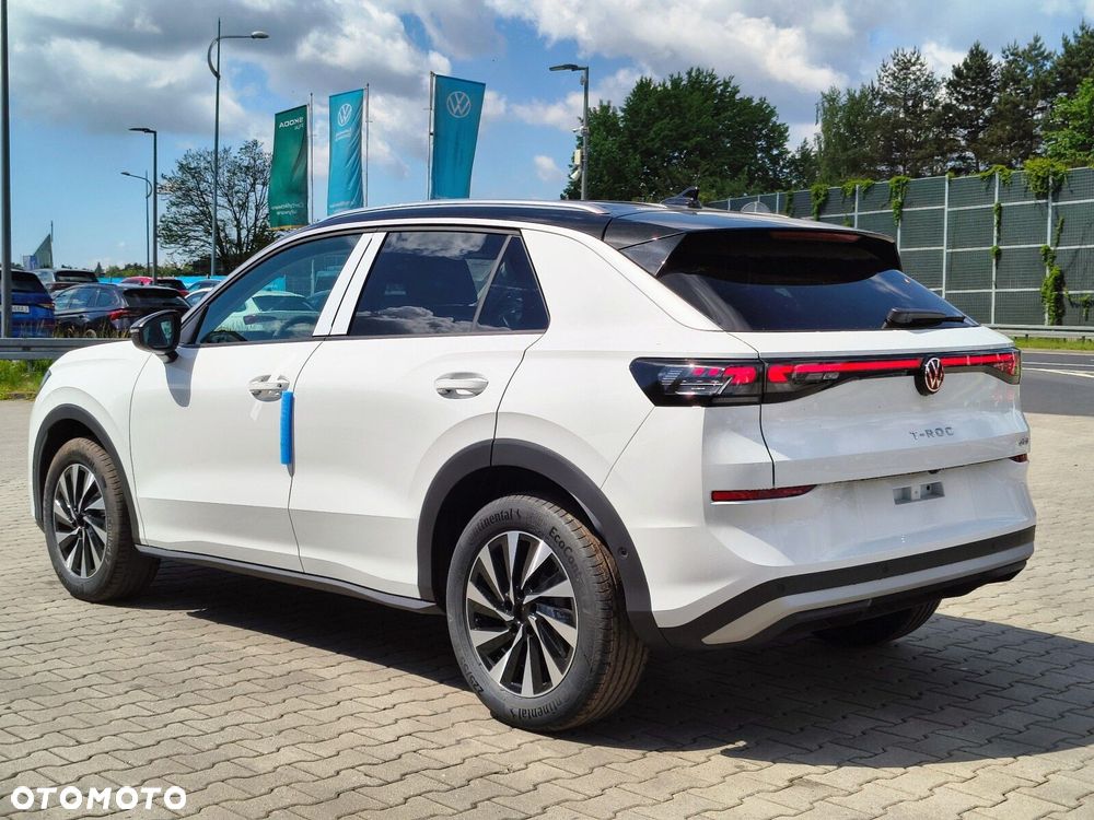 Volkswagen T-Roc 1.5 eTSI Style DSG - 8