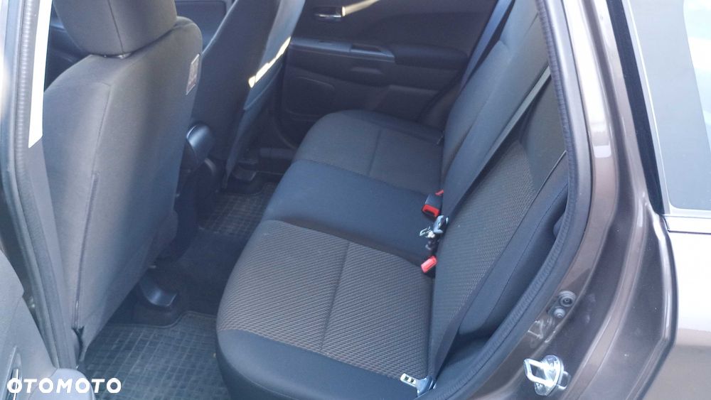 Mitsubishi ASX - 9