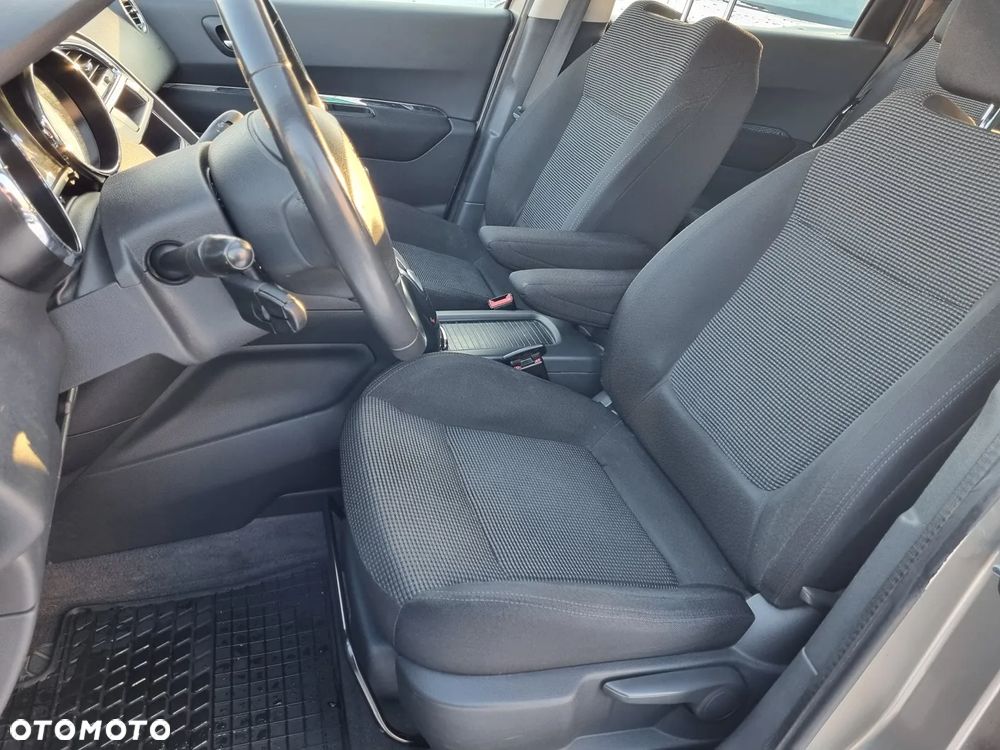 Peugeot 5008 HDI FAP 110 Premium - 10