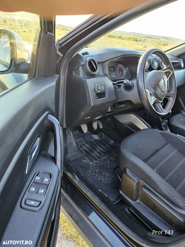 Dacia Duster 1.6 SCe 4WD Prestige jante 16" - 7