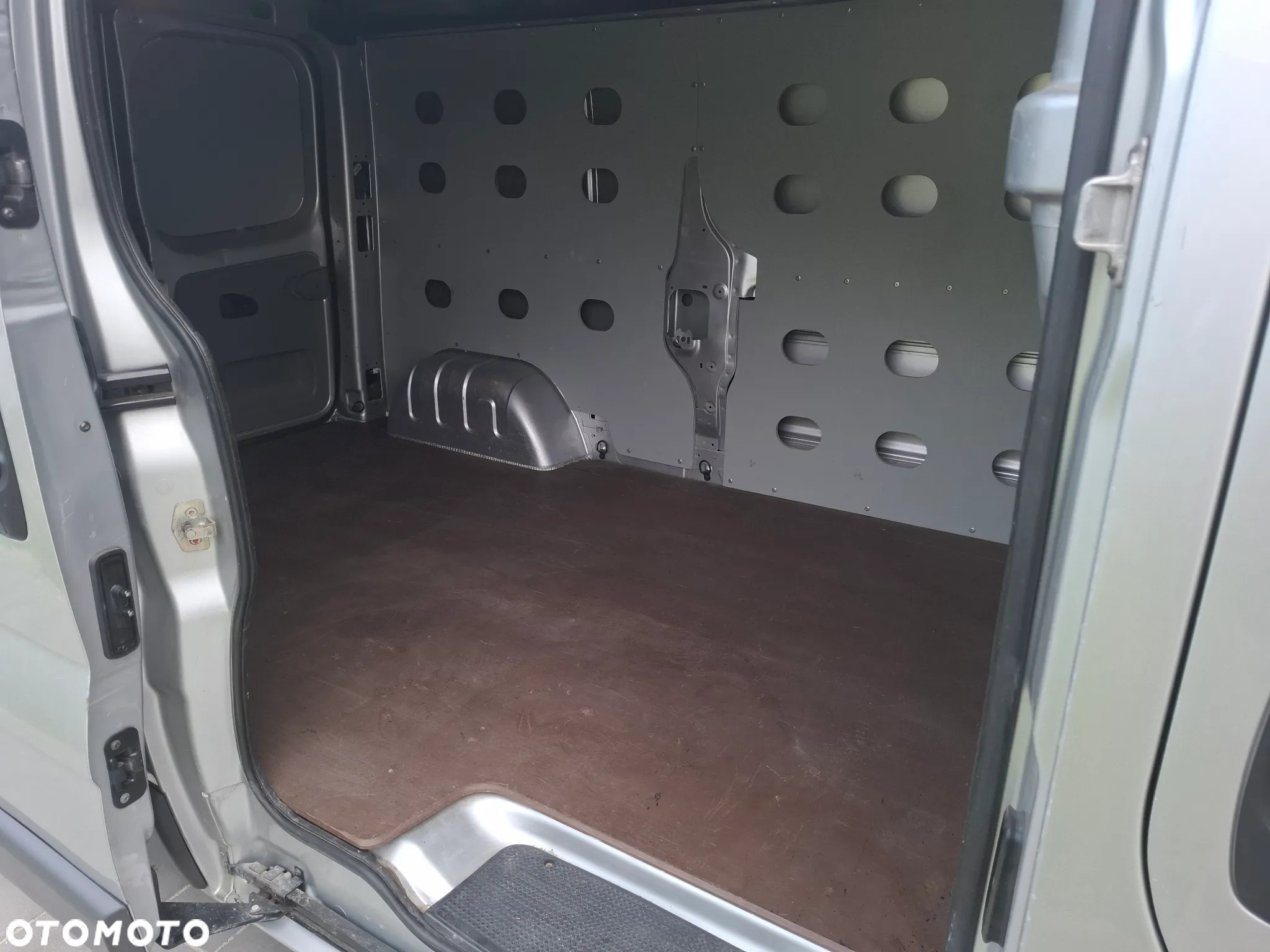 Opel Vivaro - 22