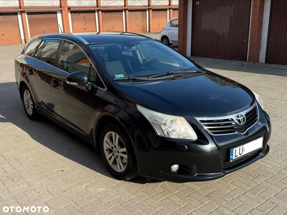 Toyota Avensis 1.8 Luna - 4