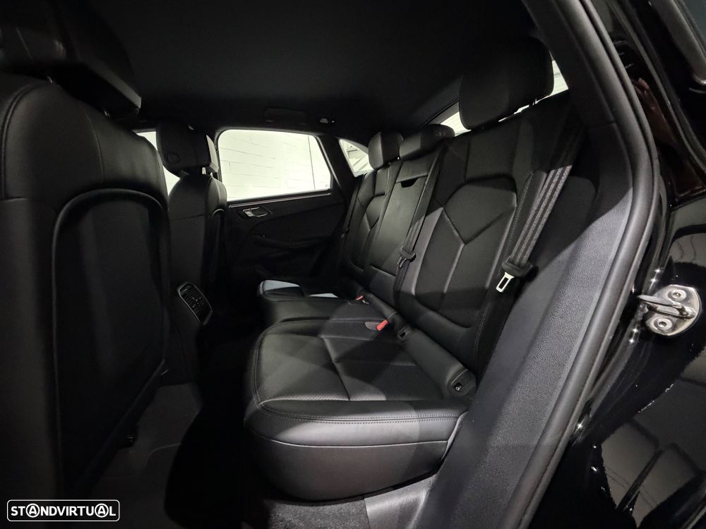 Porsche Macan Standard - 24