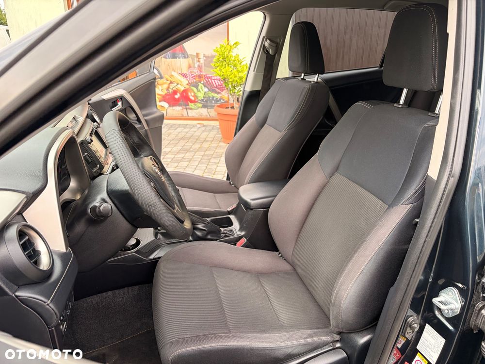 Toyota RAV4 - 17