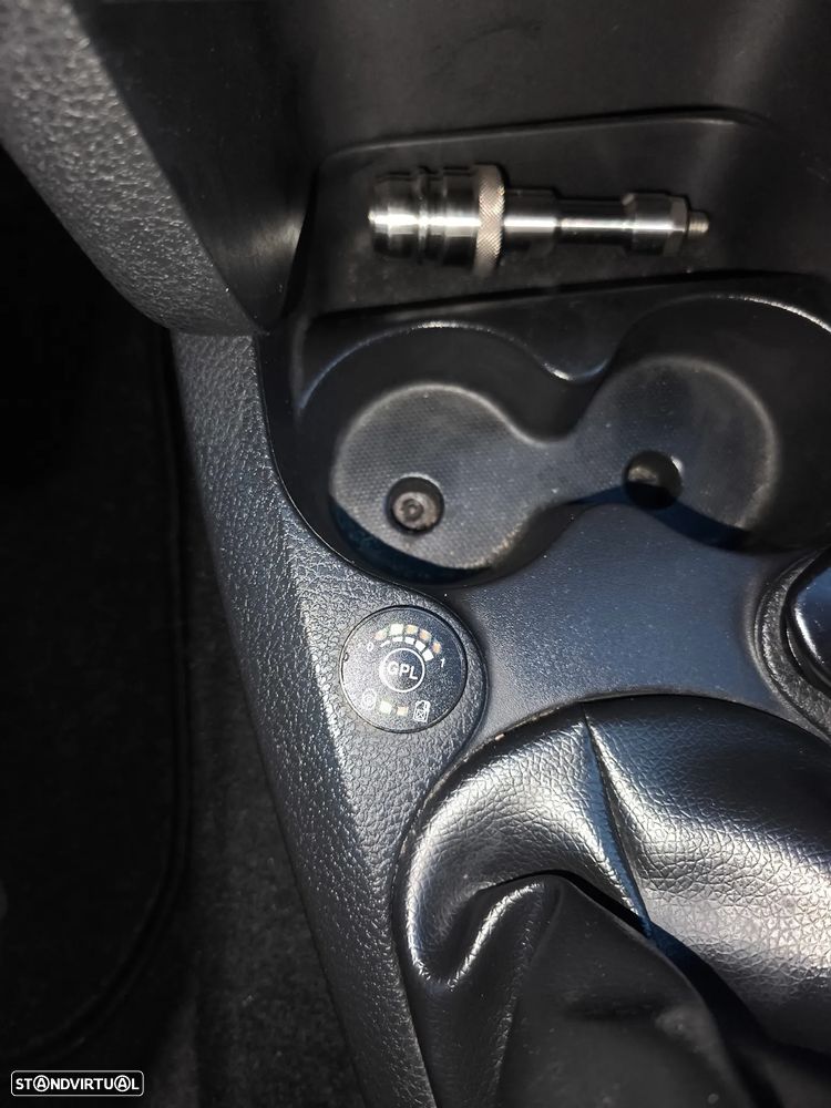 Dacia Logan MCV 0.9 TCe Comfort Bi-Fuel - 15