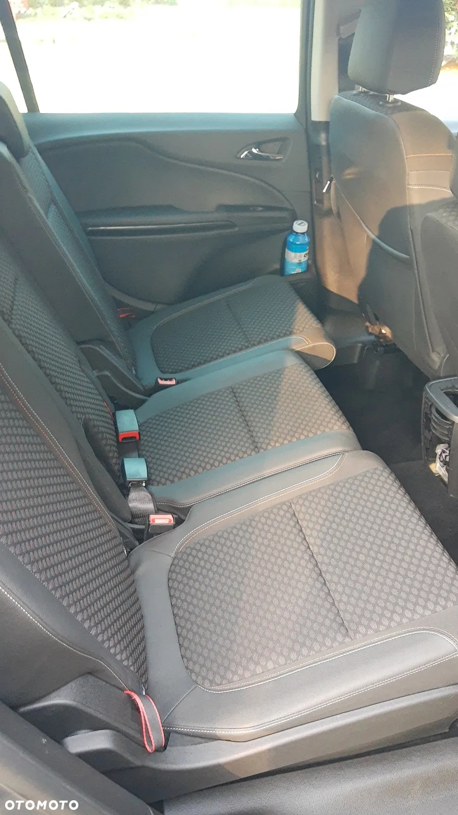 Opel Zafira - 10