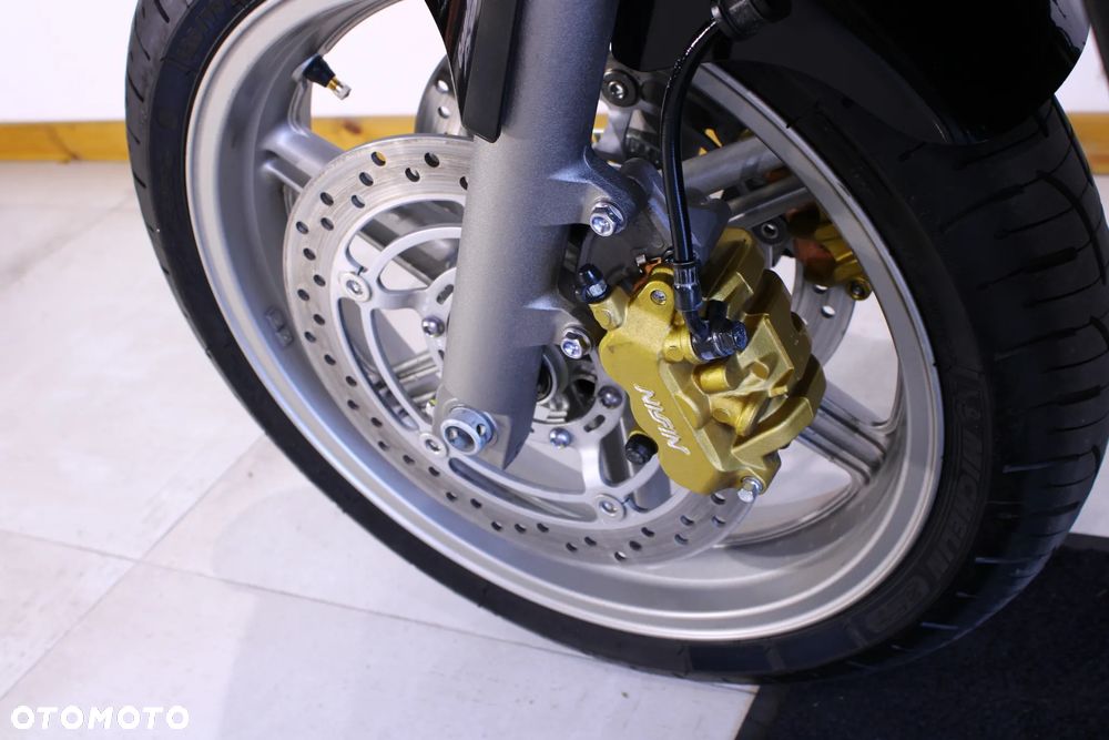 Honda CBF - 24