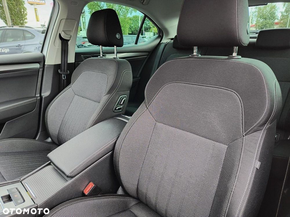 Skoda Superb 2.0 TSI Style DSG - 11