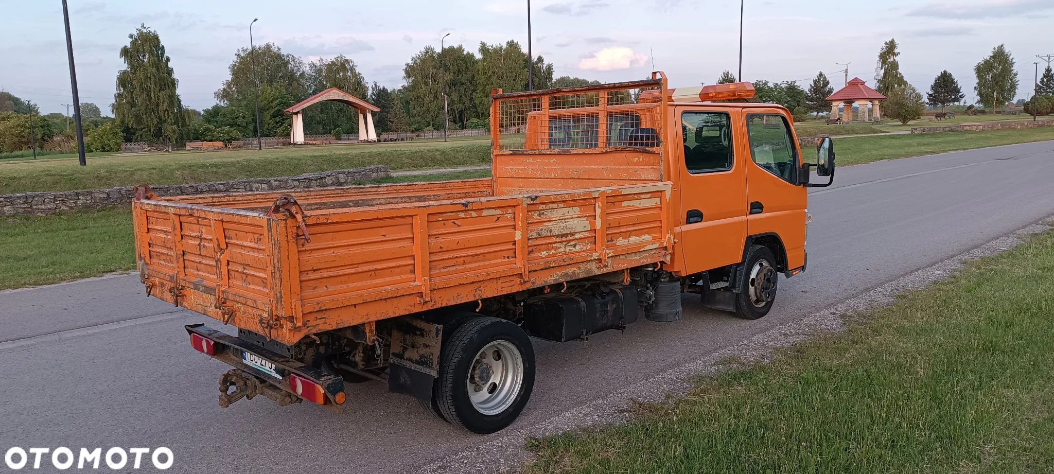 Mitsubishi Canter - 6