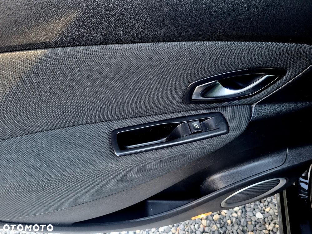 Renault Scenic 1.4 16V TCE Privilege - 19