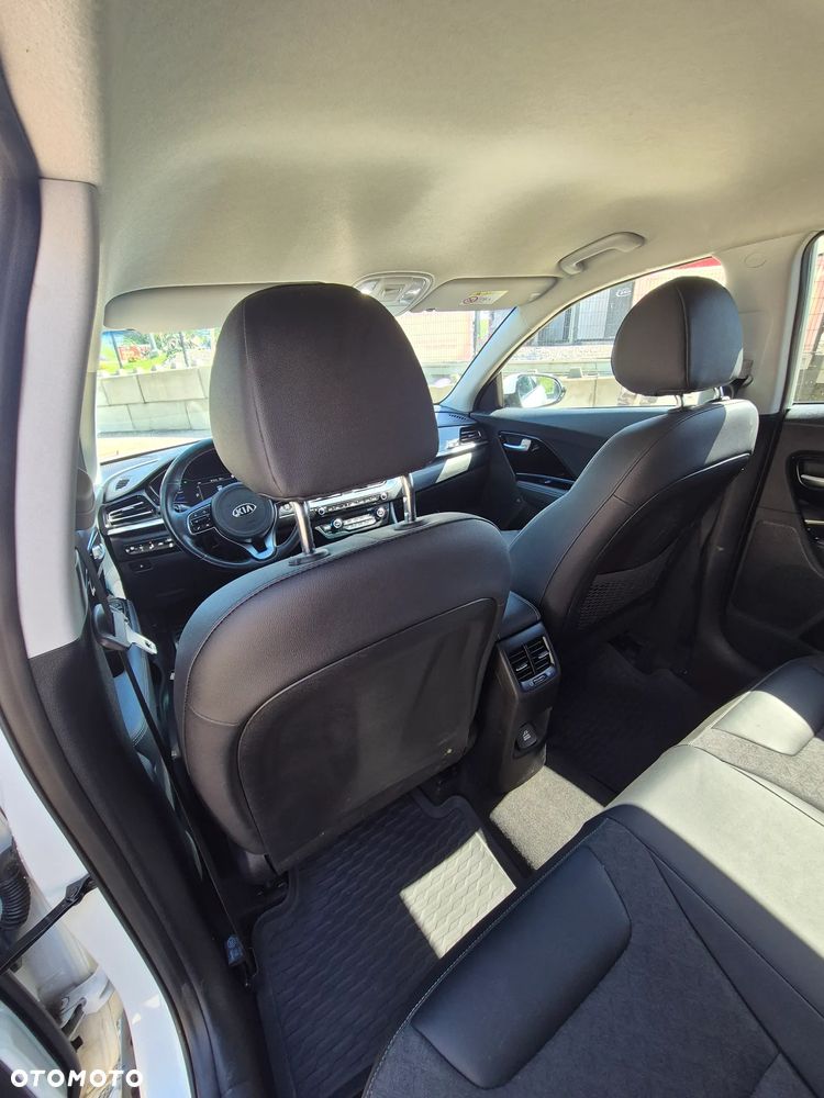 Kia Niro 1.6 GDI 2WD Vision - 12