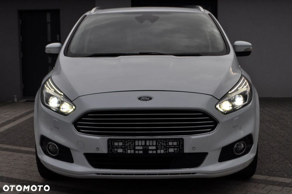 Ford S-Max 2.0 TDCi ST-Line - 19