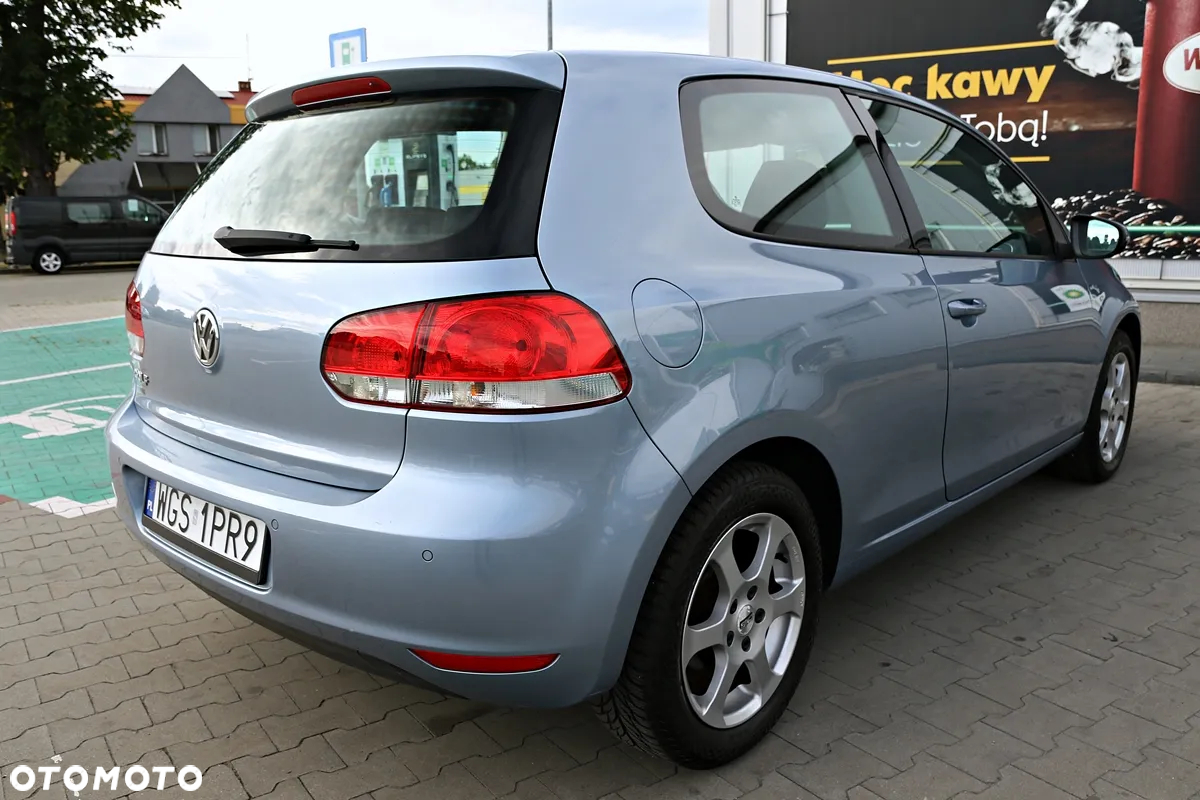 Volkswagen Golf - 18