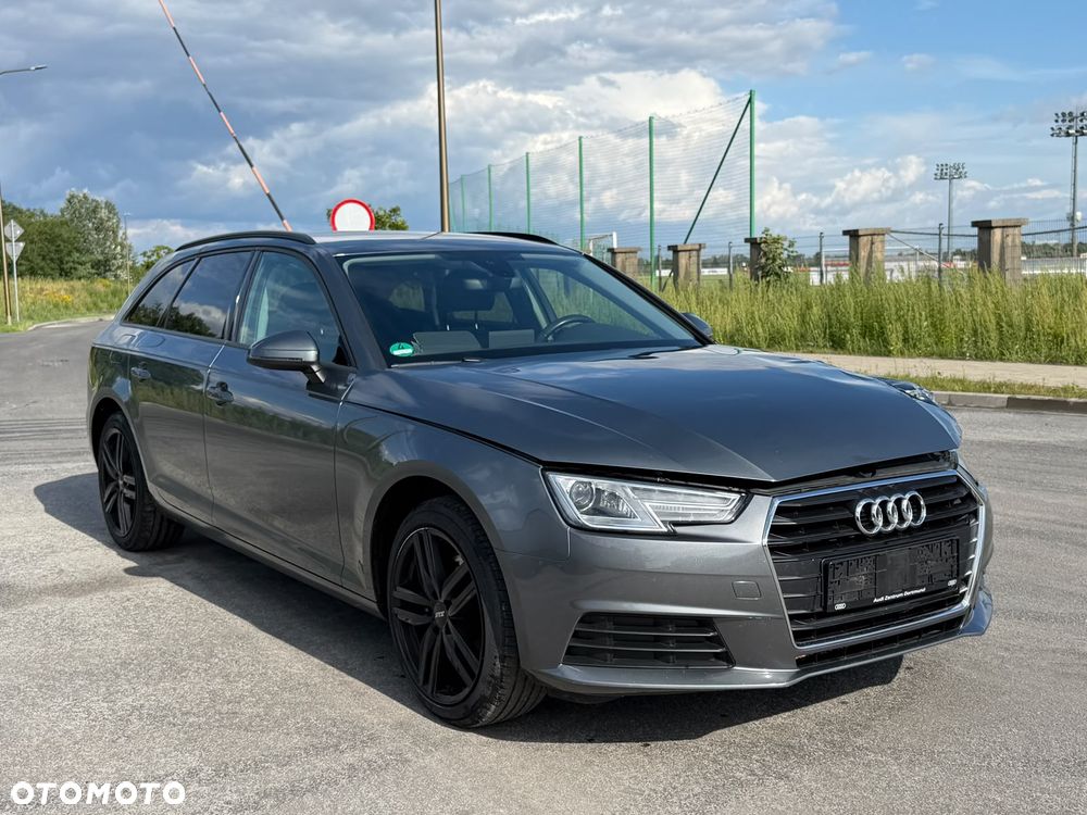 Audi A4 Avant 1.4 TFSI design - 1