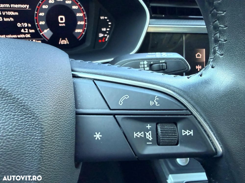 Audi Q3 1.5 35 TFSI S tronic Advanced - 17