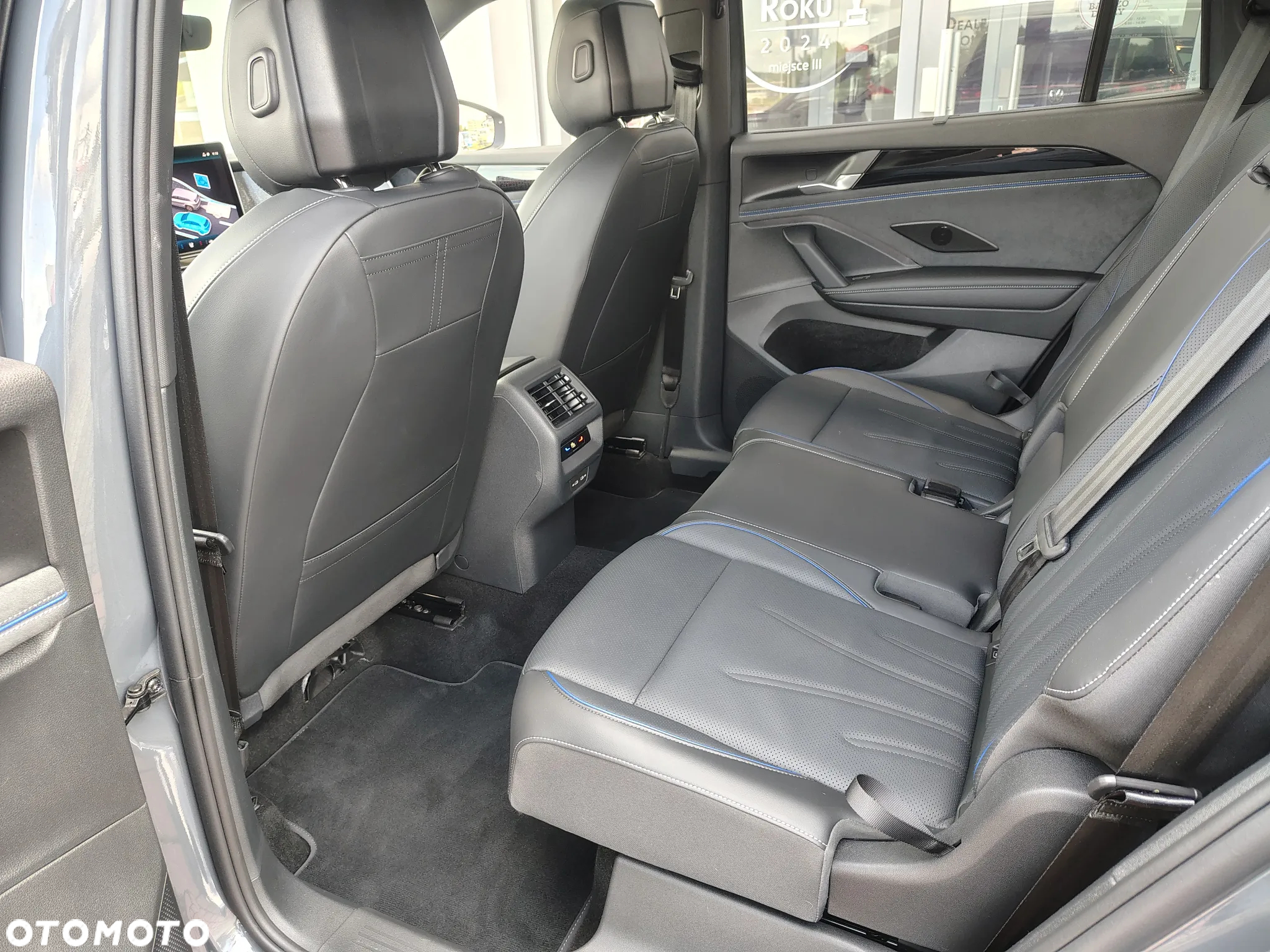 Volkswagen Tayron 2.0 TDI SCR 4Mot R-Line Plus DSG - 13