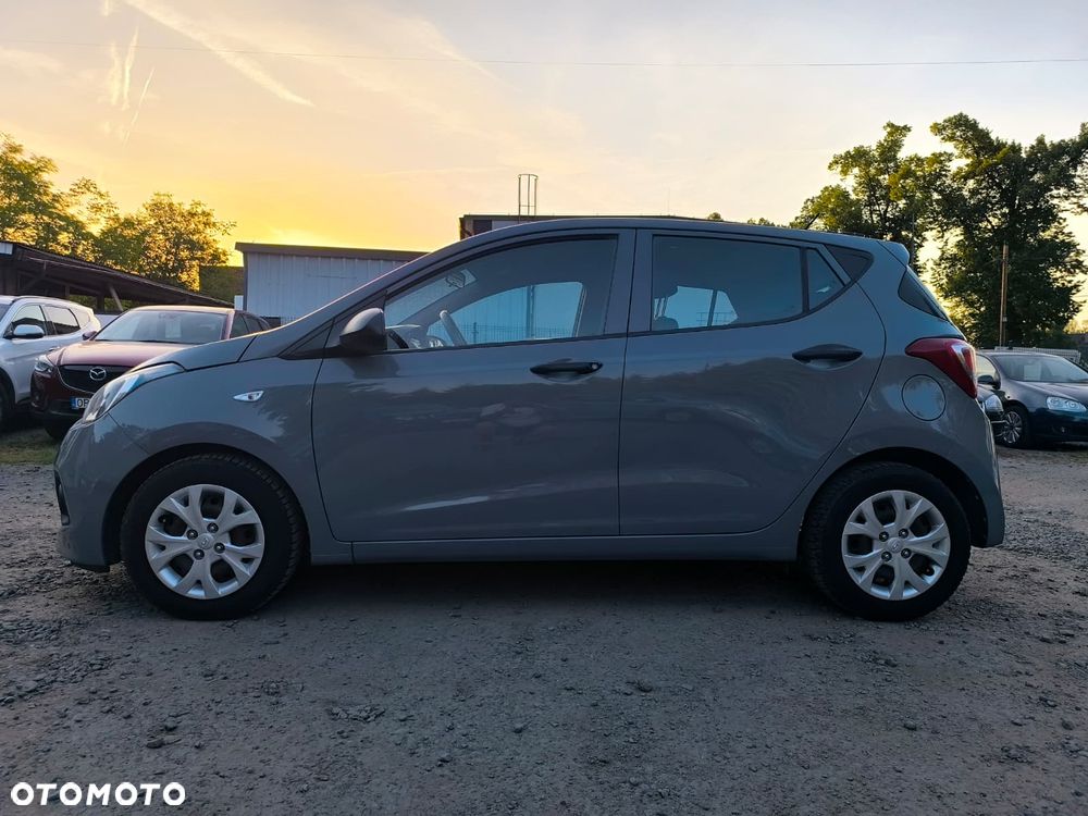 Hyundai i10 - 10