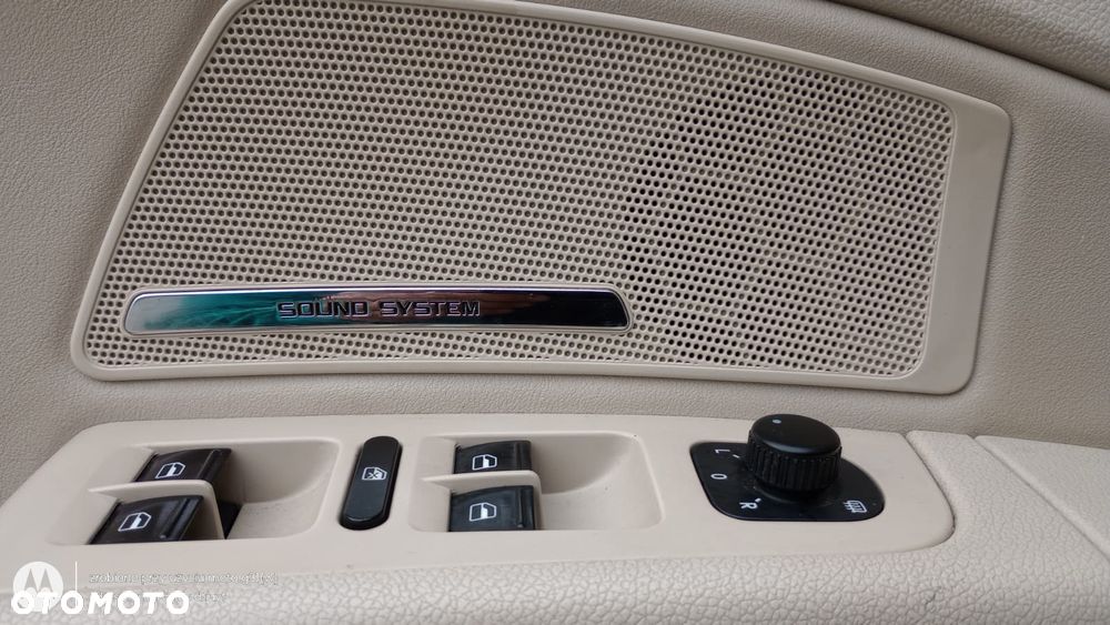 Skoda Superb 2.0 TDI 4x4 Platinum DSG - 11