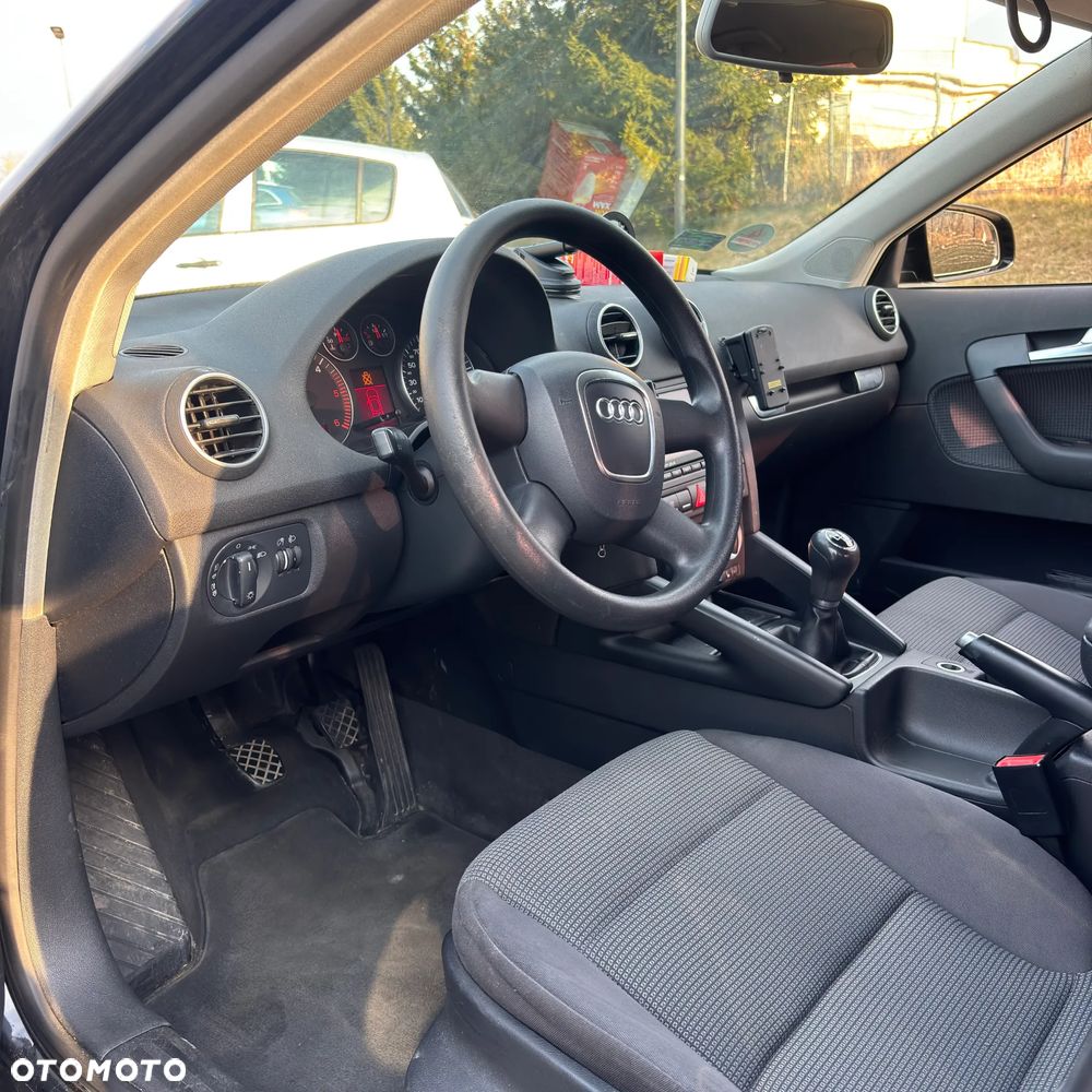 Audi A3 Sportback - 10