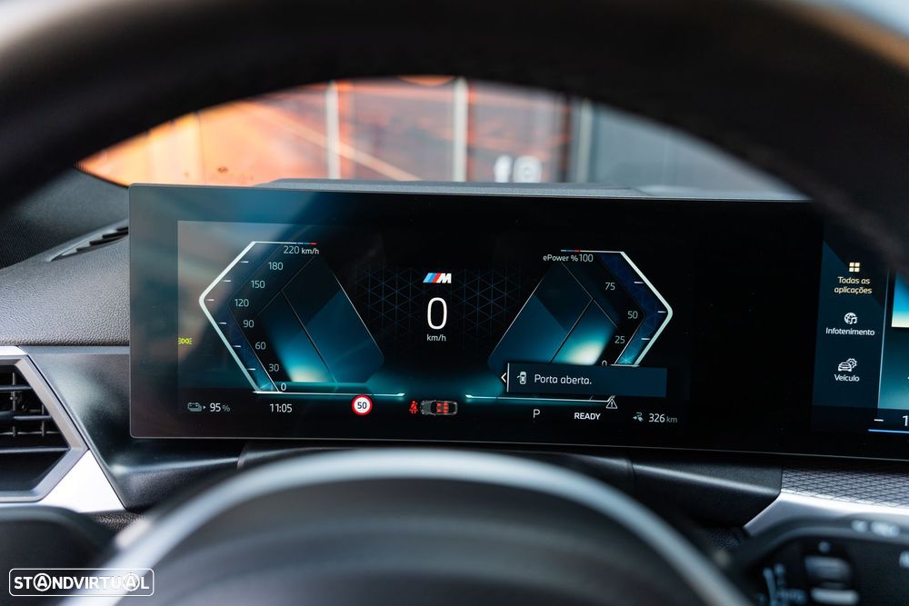 BMW i4 eDrive40 Desportiva M - 24