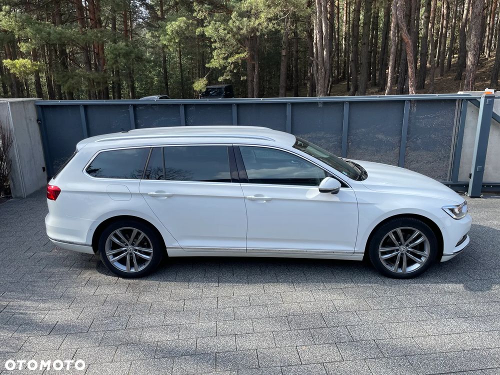 Volkswagen Passat 2.0 TDI (BlueMotion Technology) Highline - 26