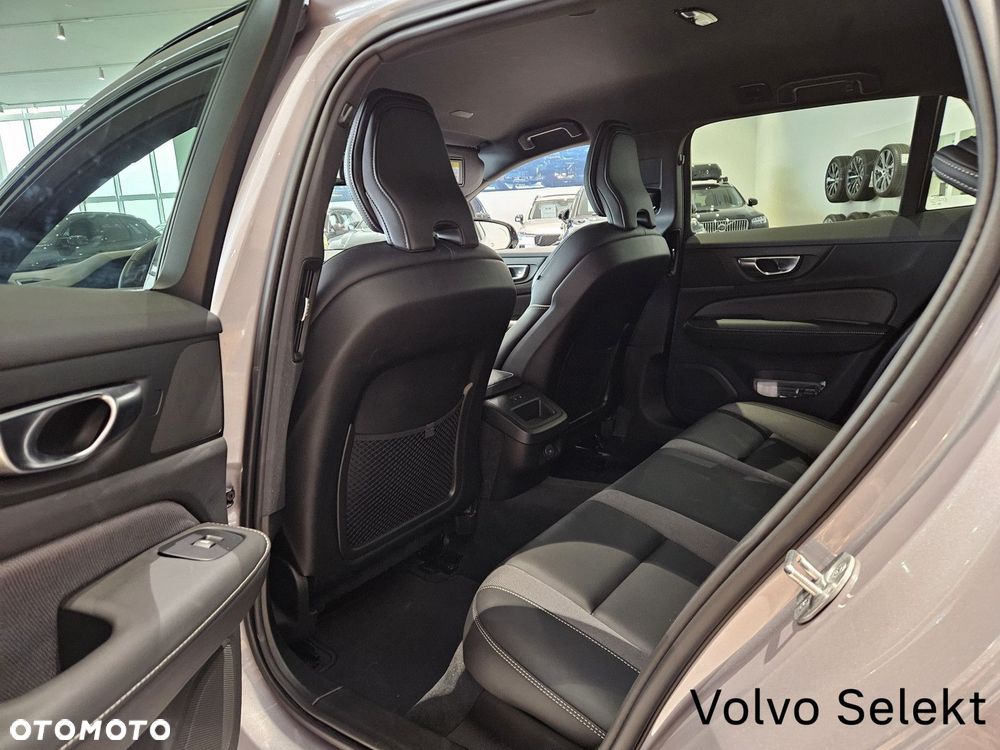 Volvo V60 - 13