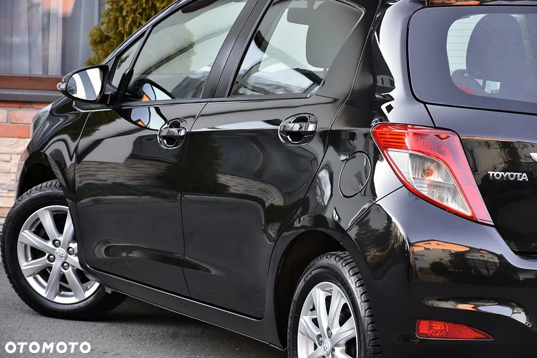Toyota Yaris 1.33 Business Edition - 12