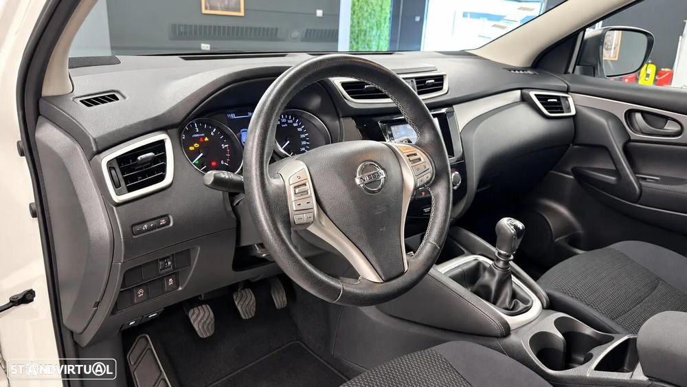 Nissan Qashqai 1.5 dCi Acenta - 27
