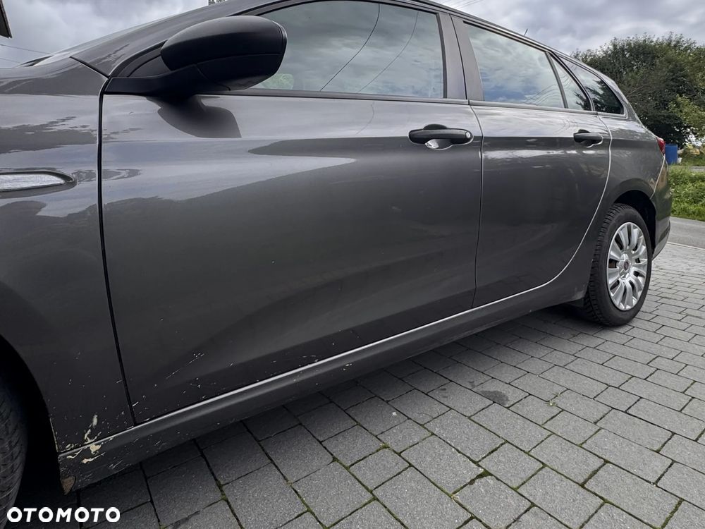 Fiat Tipo 1.4 T-Jet 16v Easy - 9