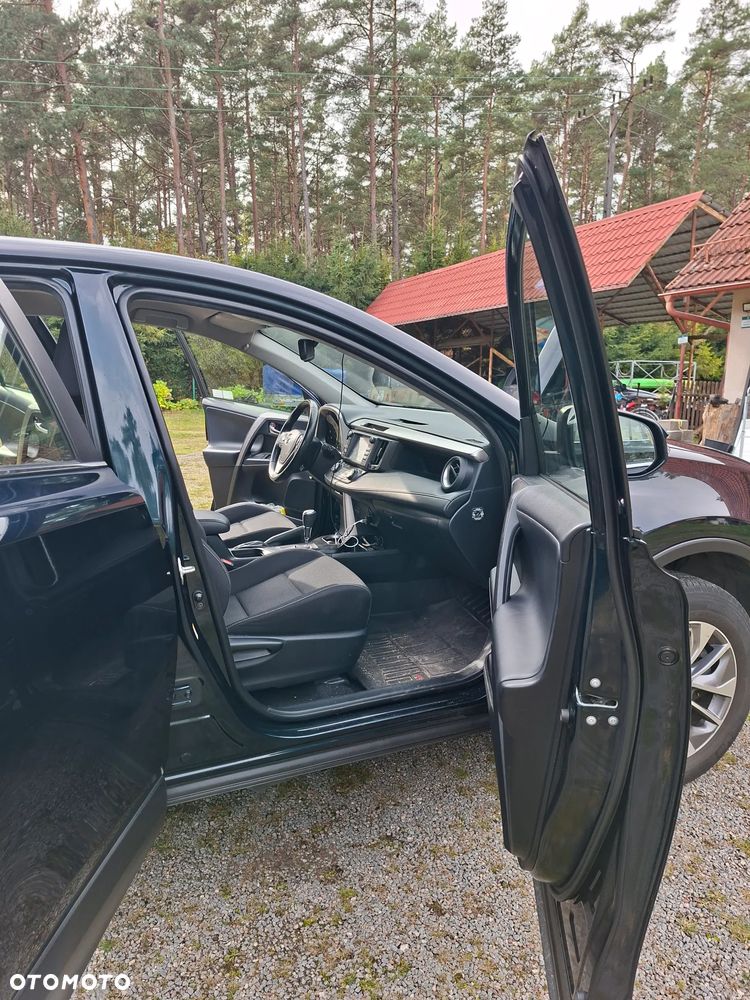 Toyota RAV4 - 8