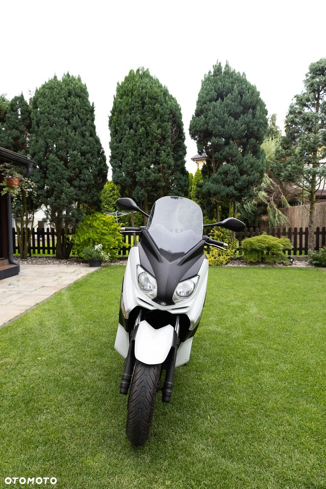 Yamaha X-max - 4