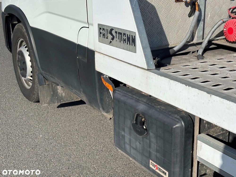 Iveco 35s18 - 13