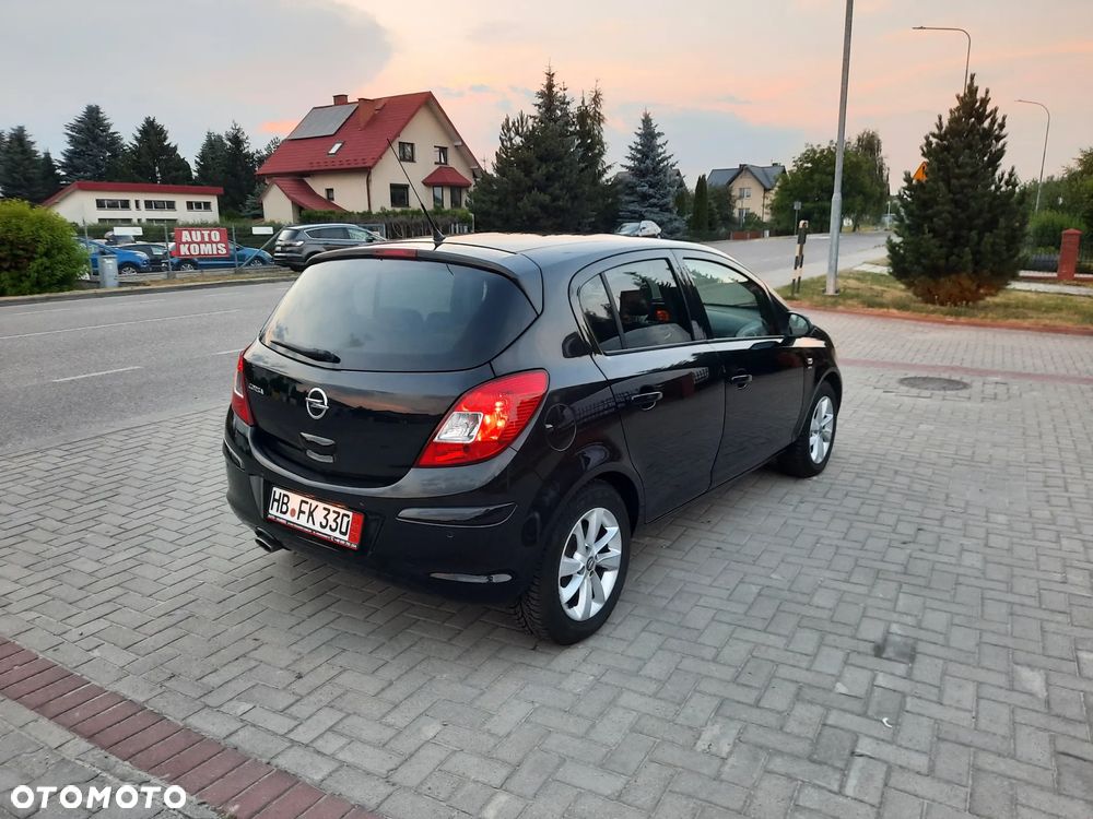 Opel Corsa 1.4 16V Energy - 7