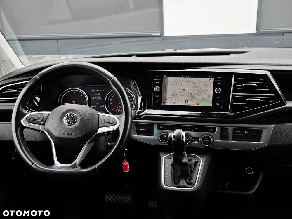 Volkswagen Multivan - 32