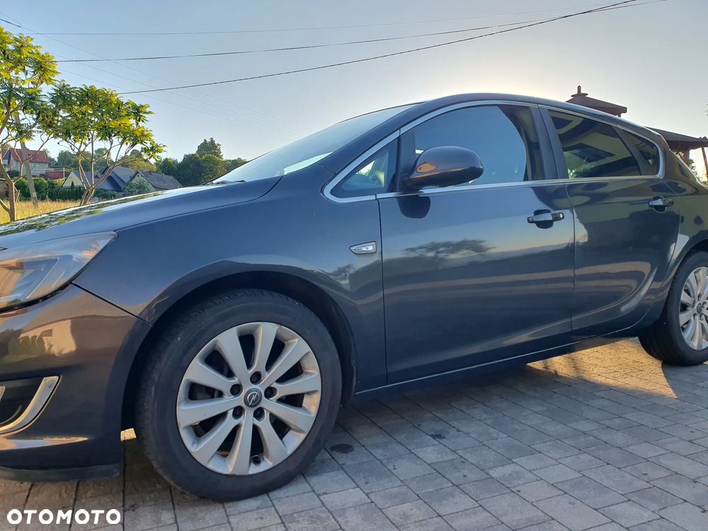 Opel Astra 1.6 CDTI Cosmo - 8