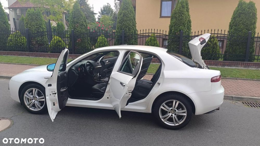 Alfa Romeo 159 2.0 JTDM 16V DPF - 12