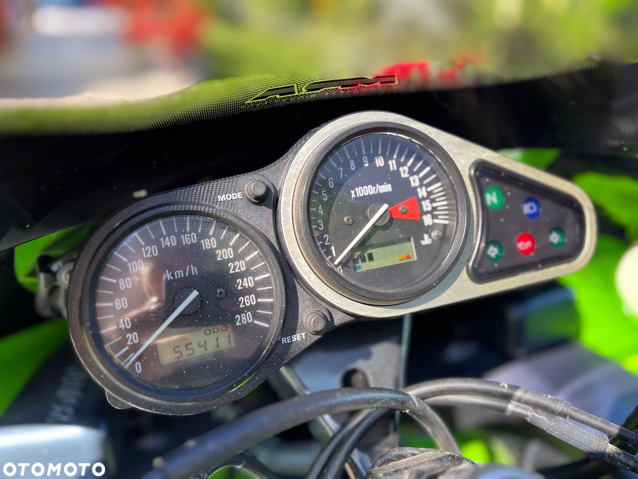 Kawasaki ZXR - 33