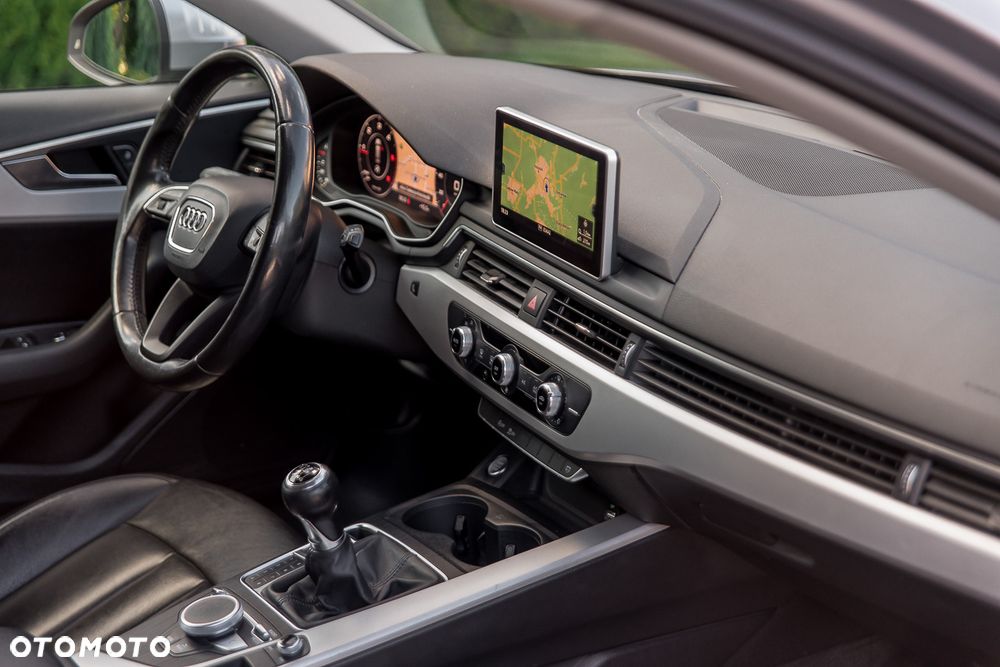 Audi A4 Avant 2.0 TDI design - 22