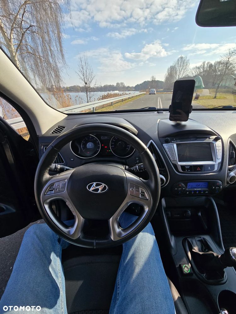 Hyundai ix35 2.0 2WD Comfort - 11