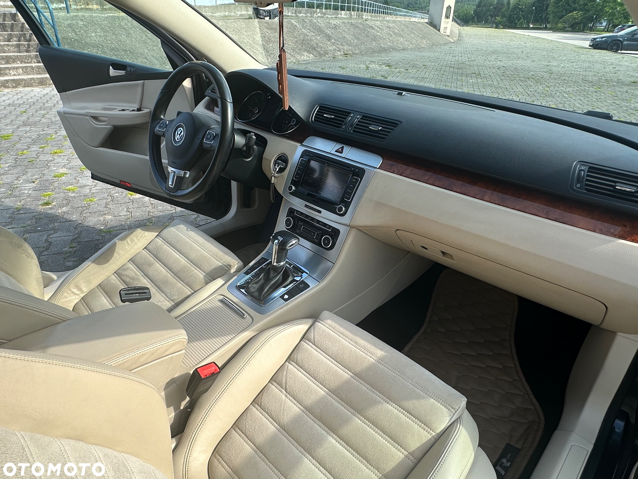 Volkswagen Passat 2.0 TDI DPF Highline DSG - 24