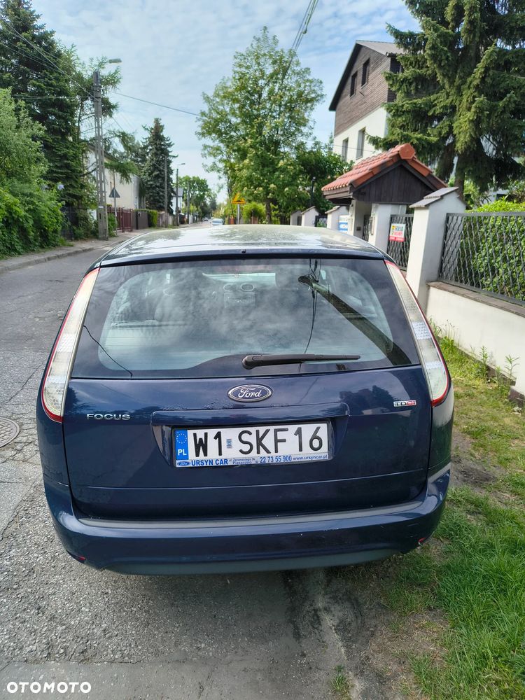Ford Focus 1.8 TDCi Trend - 6