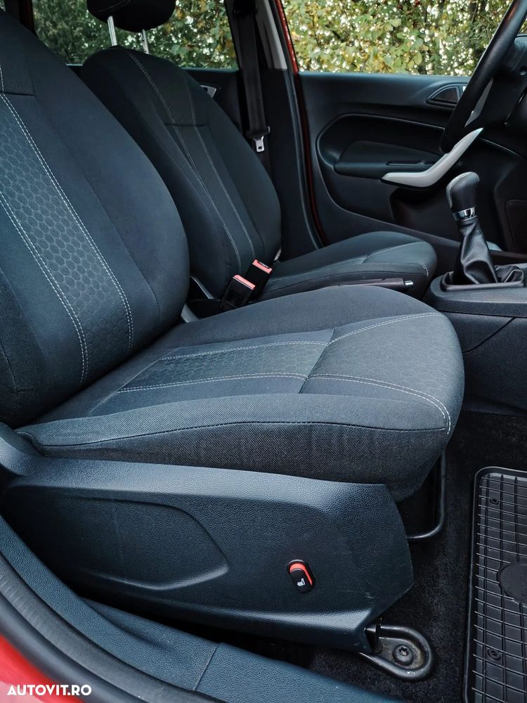 Ford Fiesta 1.4 Titanium - 9