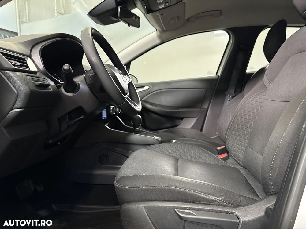 Renault Clio - 21