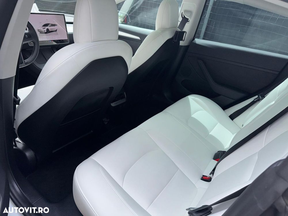 Tesla Model 3 Langstreckenbatterie Allradantrieb Dual Motor Performance - 19